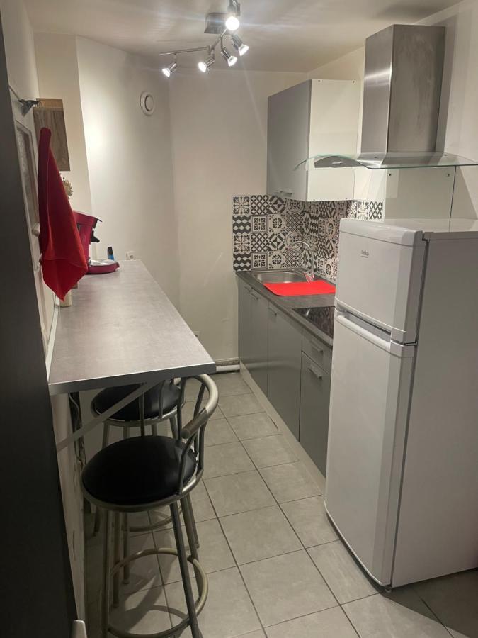 Appartement Complet Hyper Centre Auxerre Exterior foto